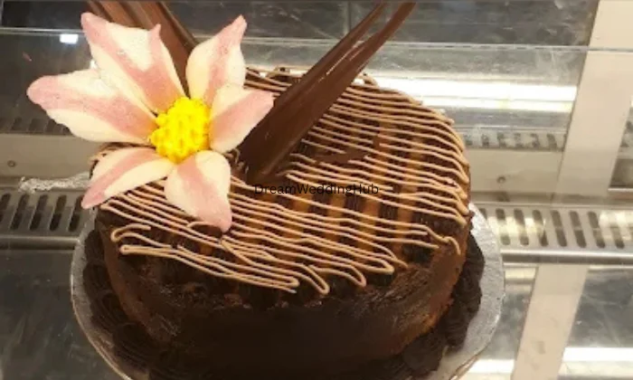 Manoj Ice Cream Parlour